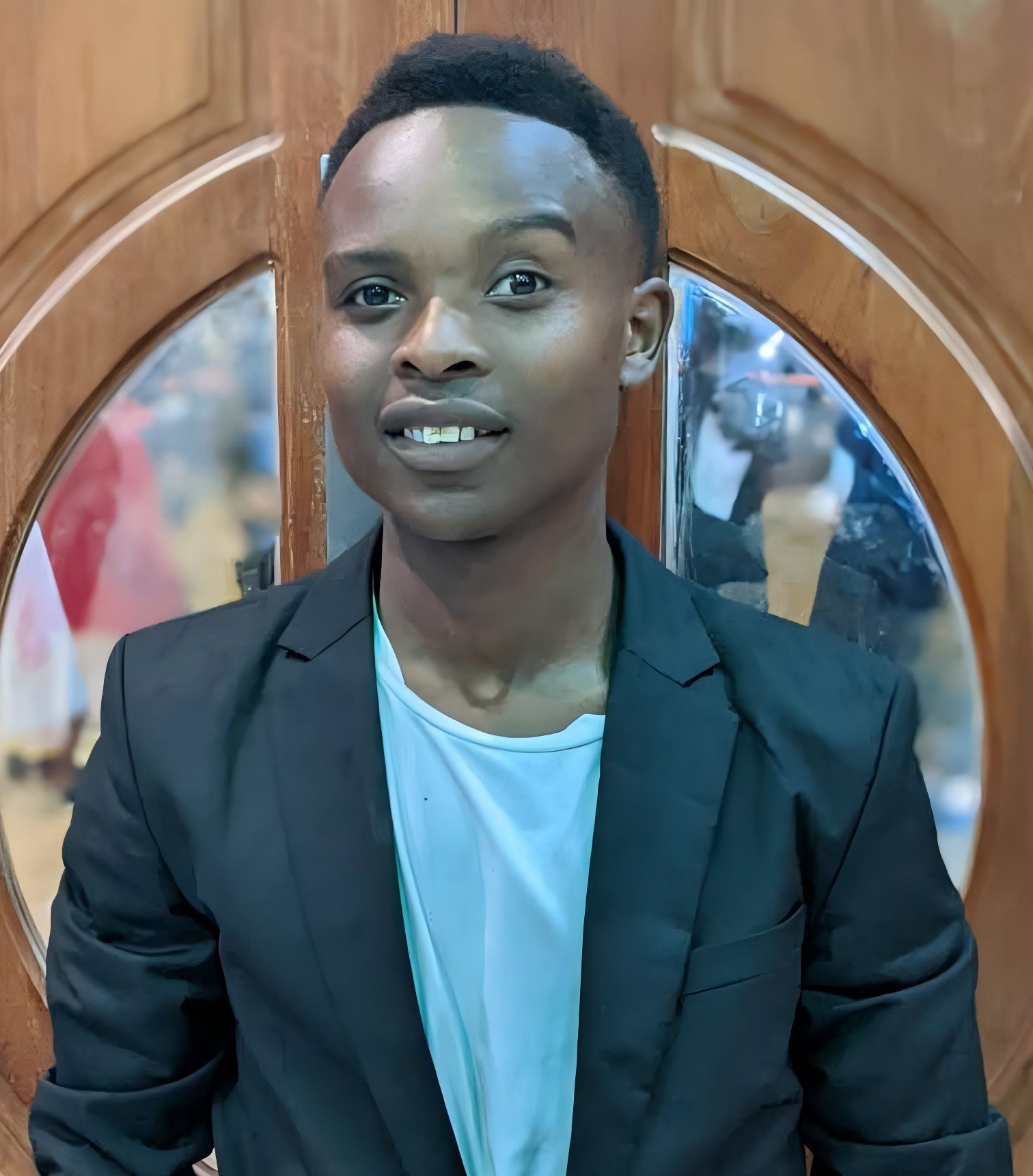 SEBASTIAN GWAKISA